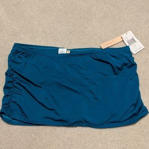 Gibson Latimer bottom swim